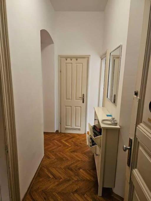 Zagreb Central 2Br + Parking 外观 照片
