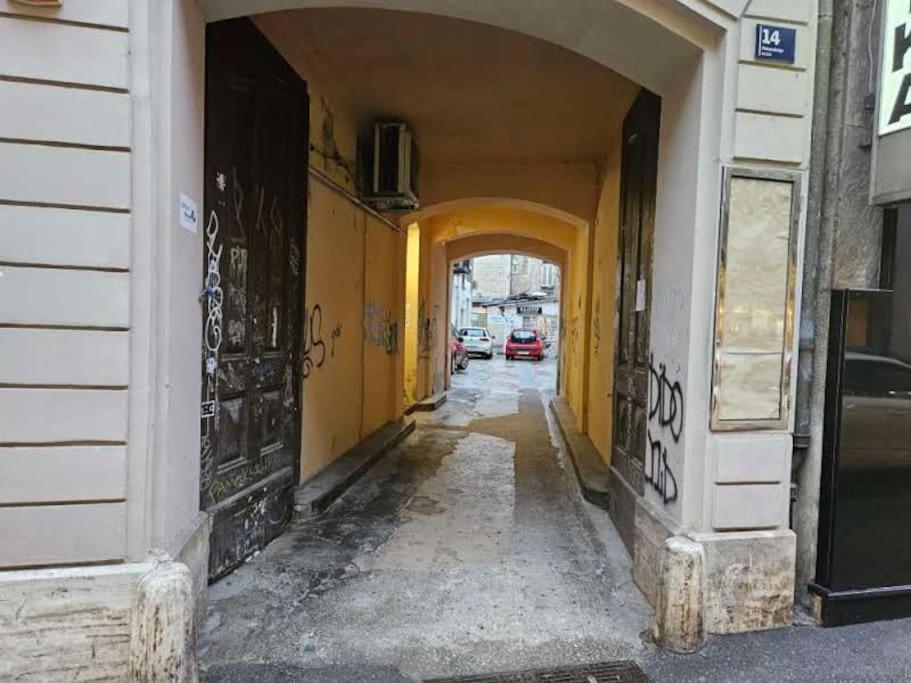 Zagreb Central 2Br + Parking 外观 照片